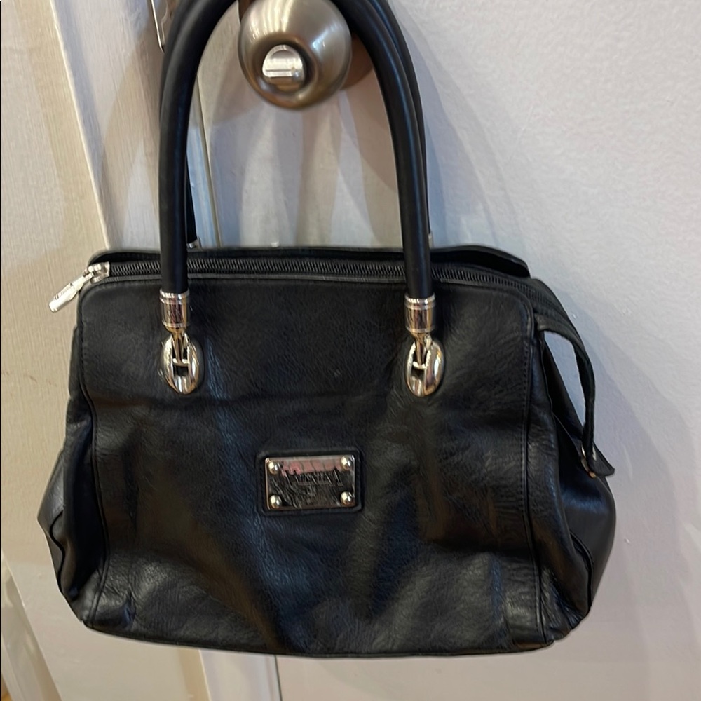 Valentina elegant Black Leather Handbag
